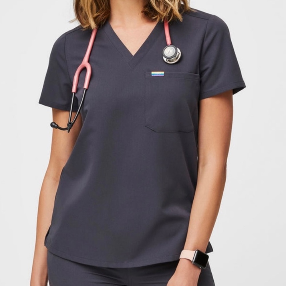 NEW Figs Caterina Top- Charcoal pride edition